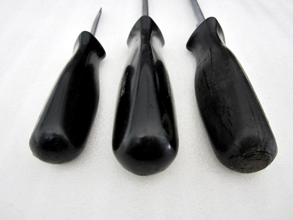 Vintage Snap-on Screwdrivers STD3 STDP63 STD8 Triangle Hard Handles USA