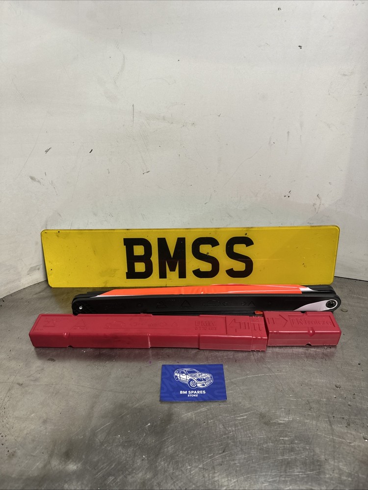 Genuine BMW 6770487 Warning Triangle