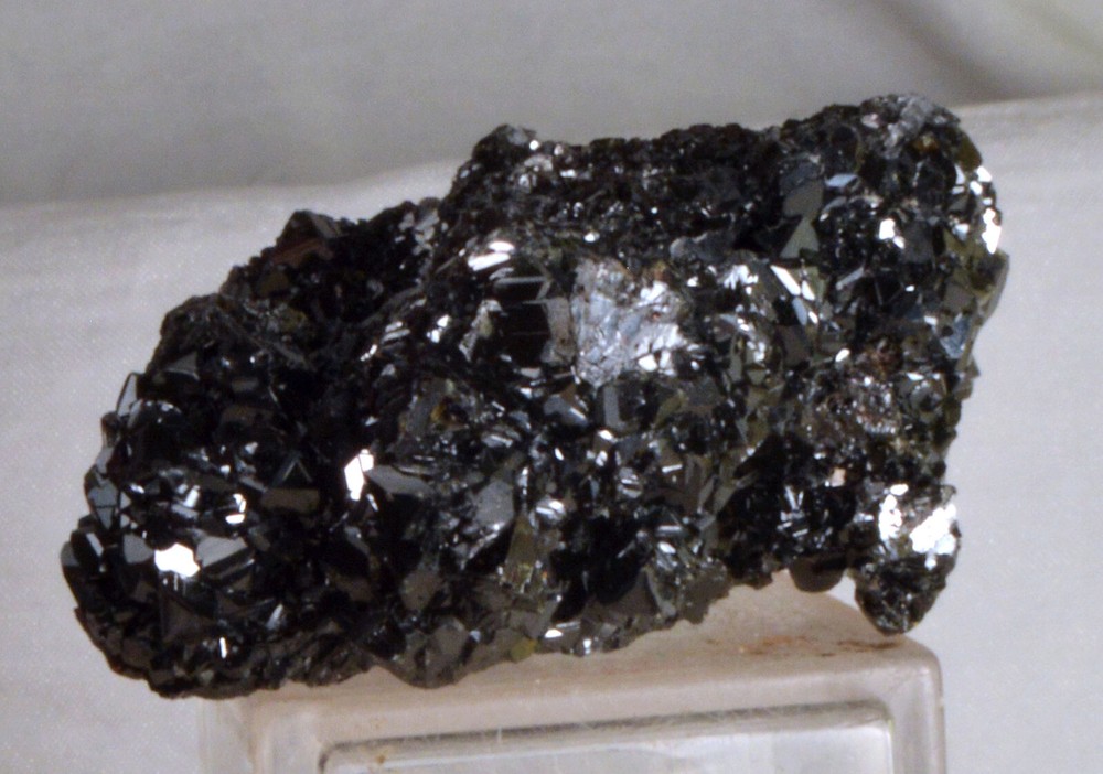 #5262 Sphalerite, Quartz - Bulgaria