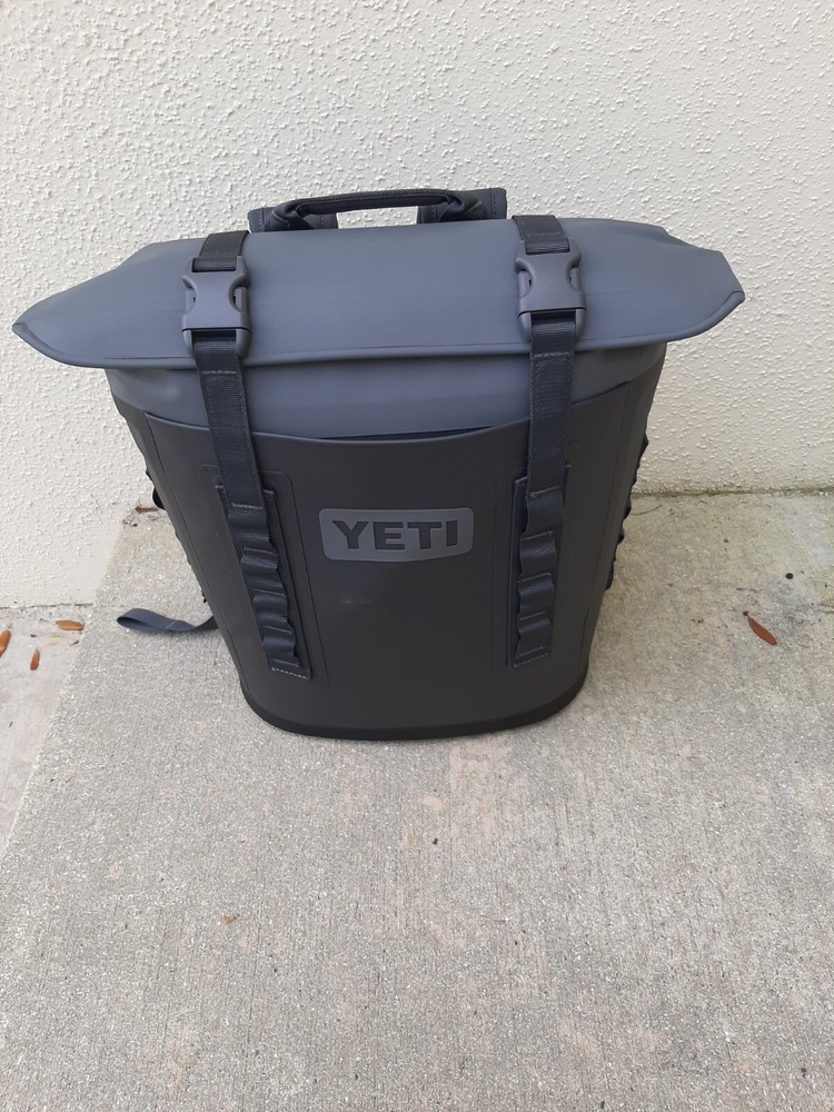 Yeti M12 Backpack Cooler