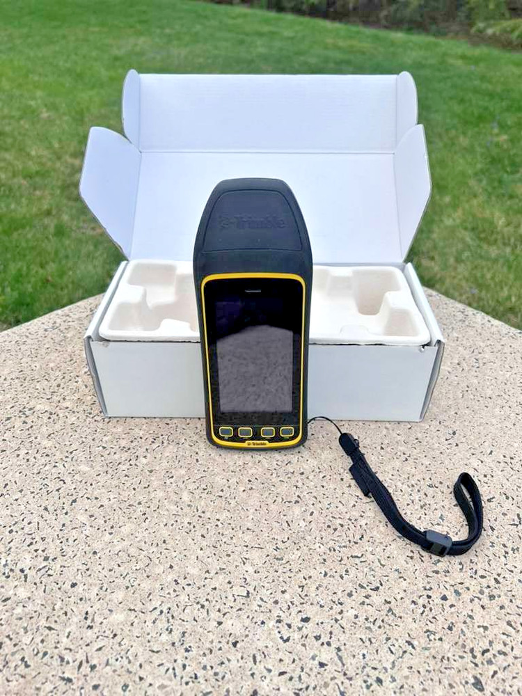 Trimble Juno T41 Handheld Data Collector GPS - GNSS Receiver With TerraSync 5.8
