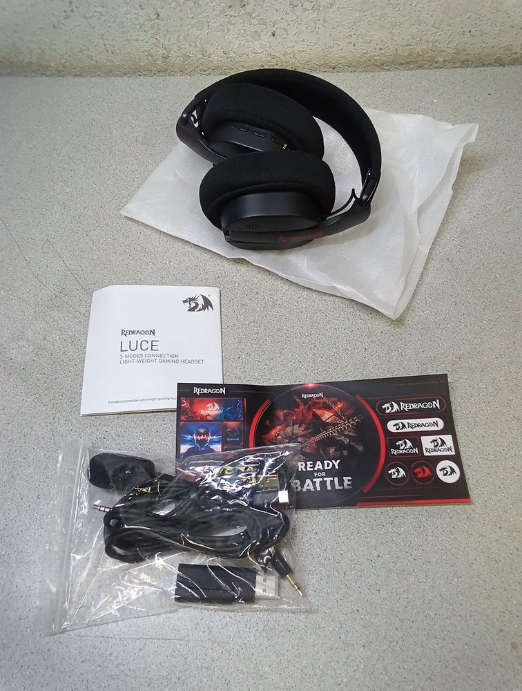 Redragon H888 LUCE - Wireless Gaming Headset