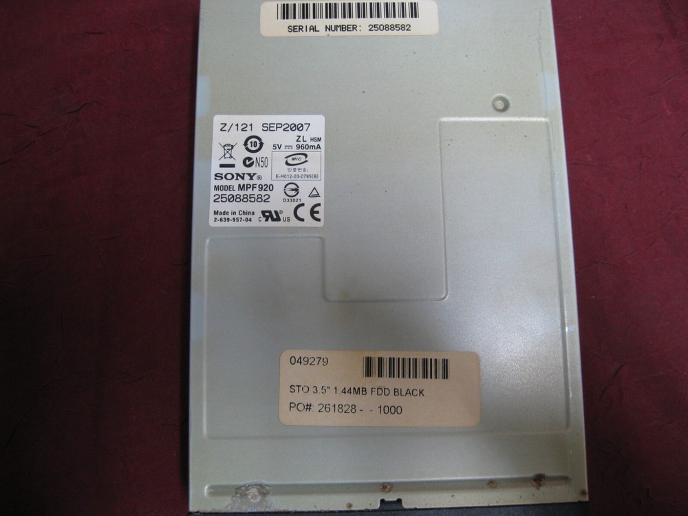 Sony MPF920 3.5" Internal Floppy Drive - Black See Description