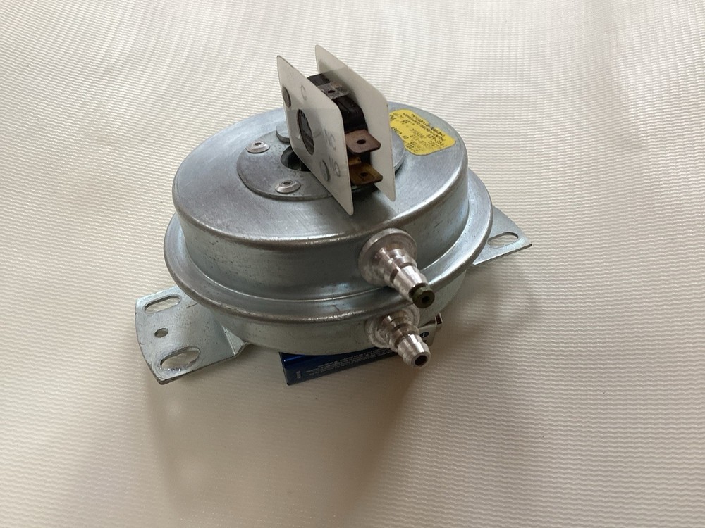 Tridelta Vacuum Air Pressure Switch