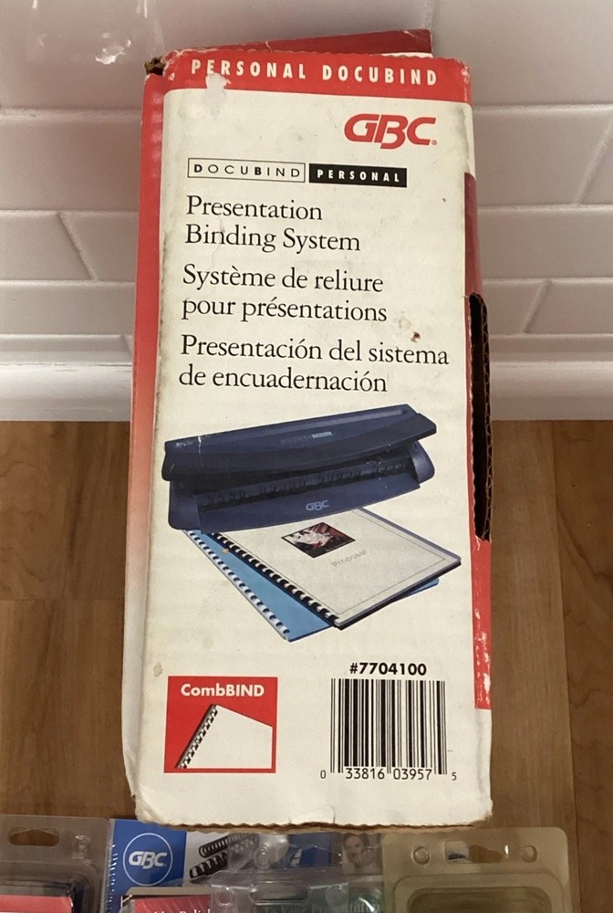 GBC Docubind Binding Machine Paper Comb Punch Binder Binding Covers Combs Lot