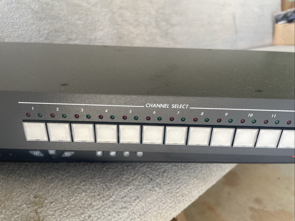 Videotek Model RS-12A Routing Switcher - USED