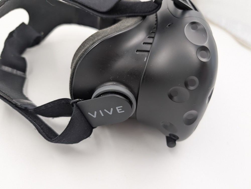 HTC Vive Virtual Reality Replacement Headset Only (260088)