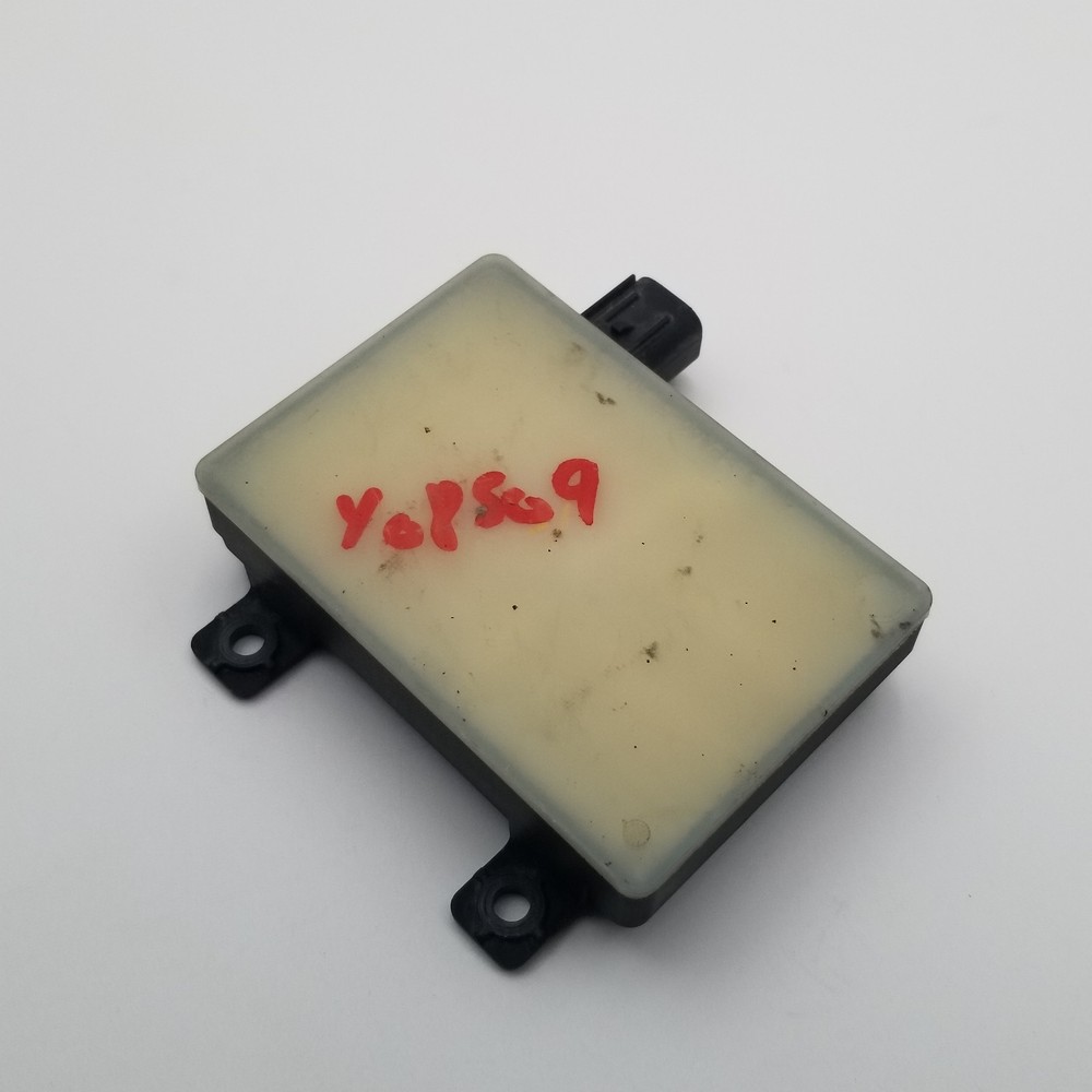 2015 2016 2017 Hyundai Sonata Rear Blind Spot Radar Sensor Module C195850001