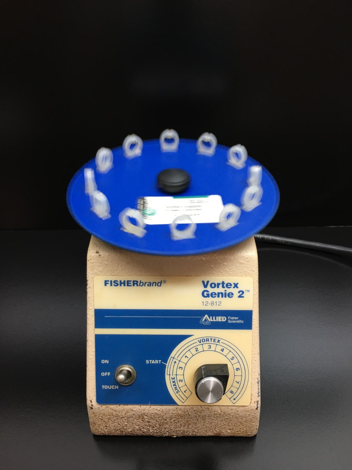 Fisher Scientific Model G-560 Vortex Genie 2 Mixer Cat No 12-812 with WARRANTY