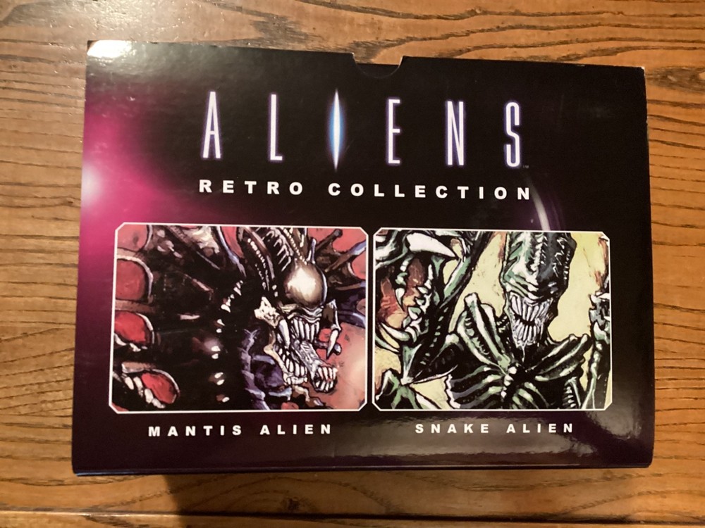 Eaglemoss Collection Alien Retro Collection: mantis & snake Alien Figures
