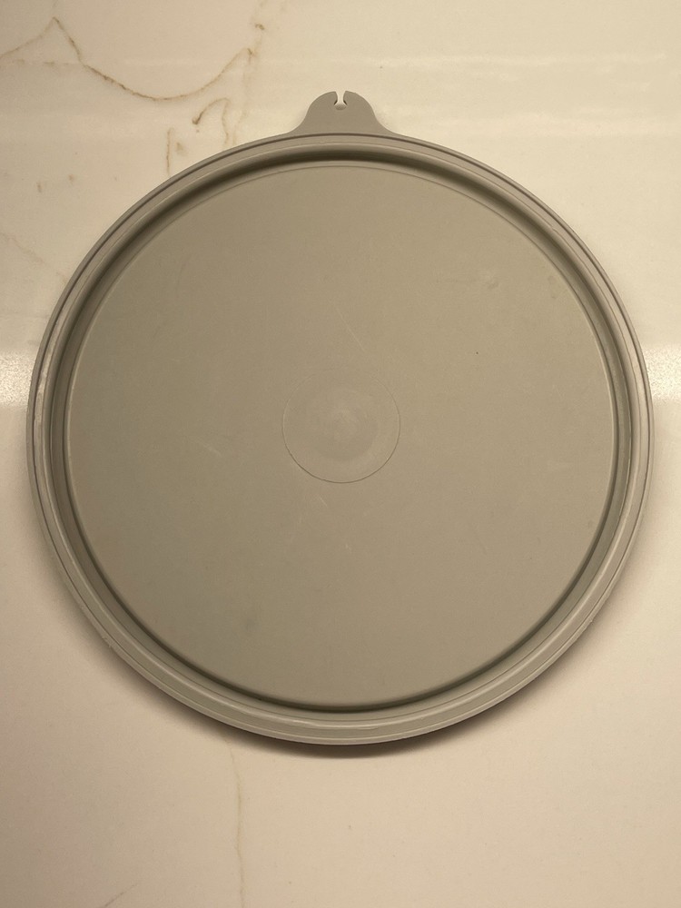 Tupperware Replacement Seal Lid 6” Gray Round 227