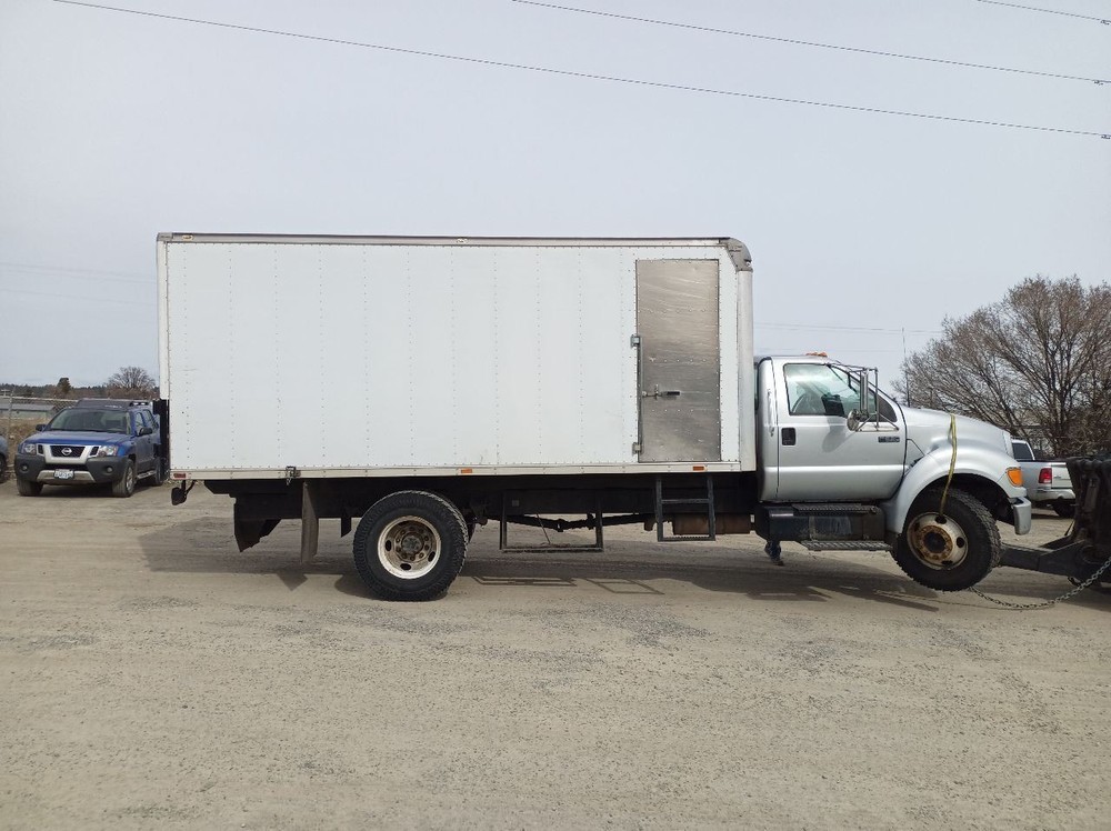 2004 Left Driver Front Window Regulator Manual (11771793