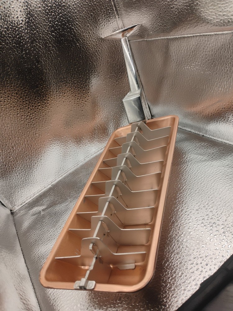 Vintage Aluminum Ice Cube Tray With Quick-Release Handle