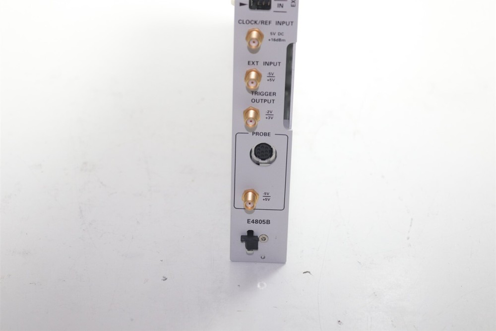 Hp Agilent E8403A VXI Mainframe E4805B Central Clock 2.7GHz Module