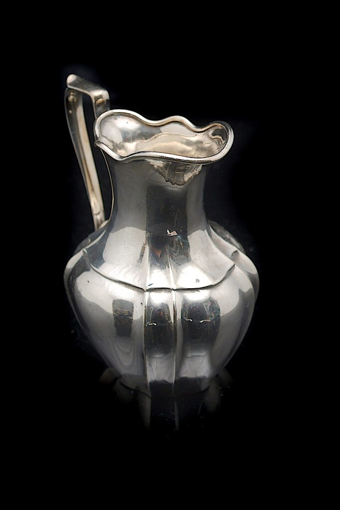 ANTIQUE VICTORIAN WILLIAM HUTTON SILVER PLATED MILK JUG