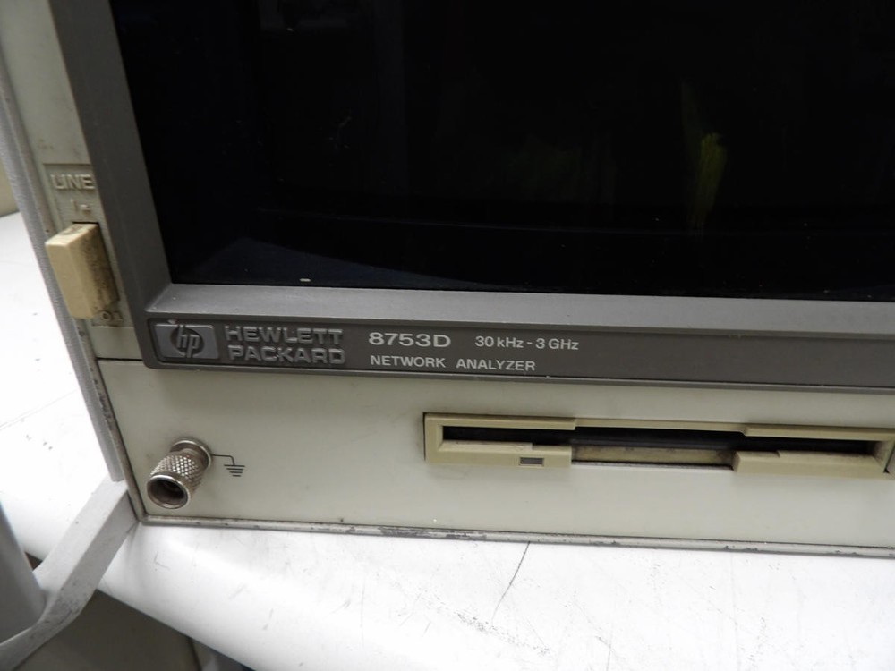 HP 8753D NETWORK ANALYZER 3 KHZ-3 GHZ, OPTION 075, 8ZE M3710