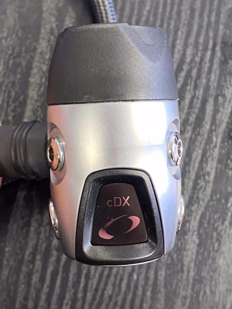 OCEANIC ALPHA CDX REGULATOR.