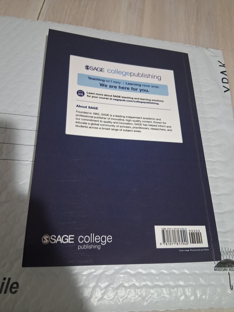 Research Design : Qualitative, Quantitative, and Mixed Methods Approaches by...