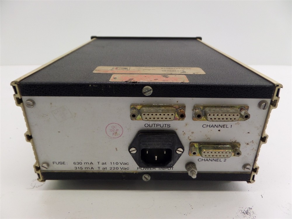 Brooks Instruments 5867 Dual Channel Flow Controller 5867A1B1