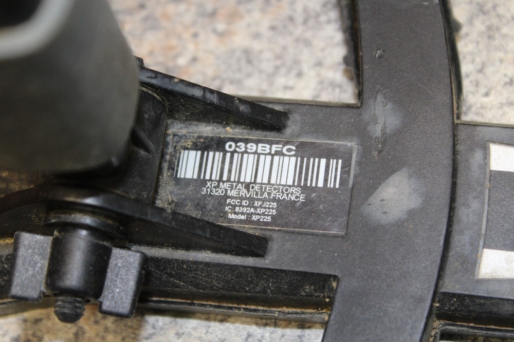 Deus XP Metal Detector