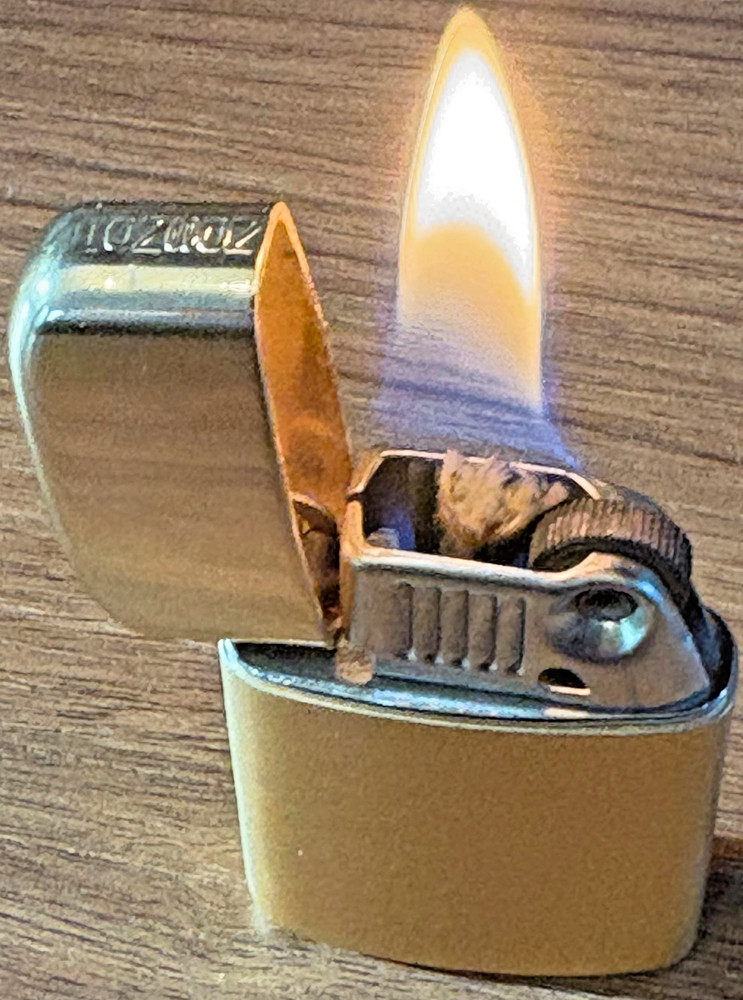 Vintage Ronson Cigarette Lighter