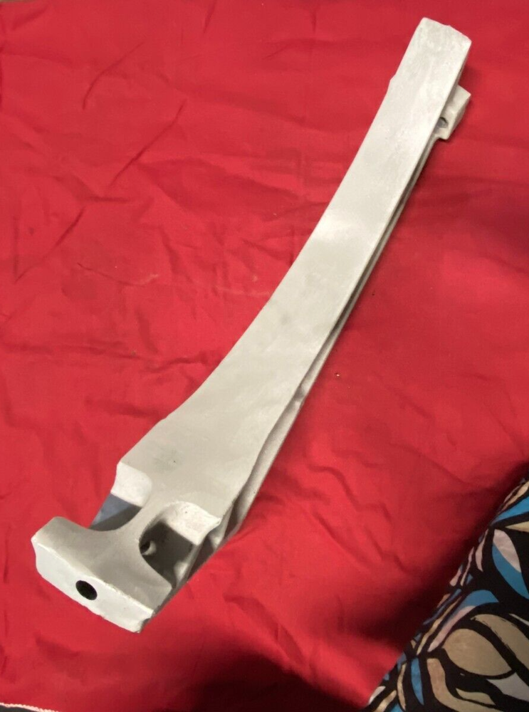 USED: Freightliner fuel tank, mount bracket support strap 03-21347