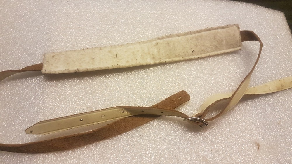 60's WHITE GUITAR STRAP