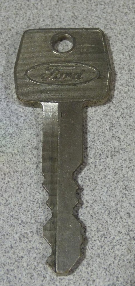 VINTAGE FORD KEY SET 1967-84