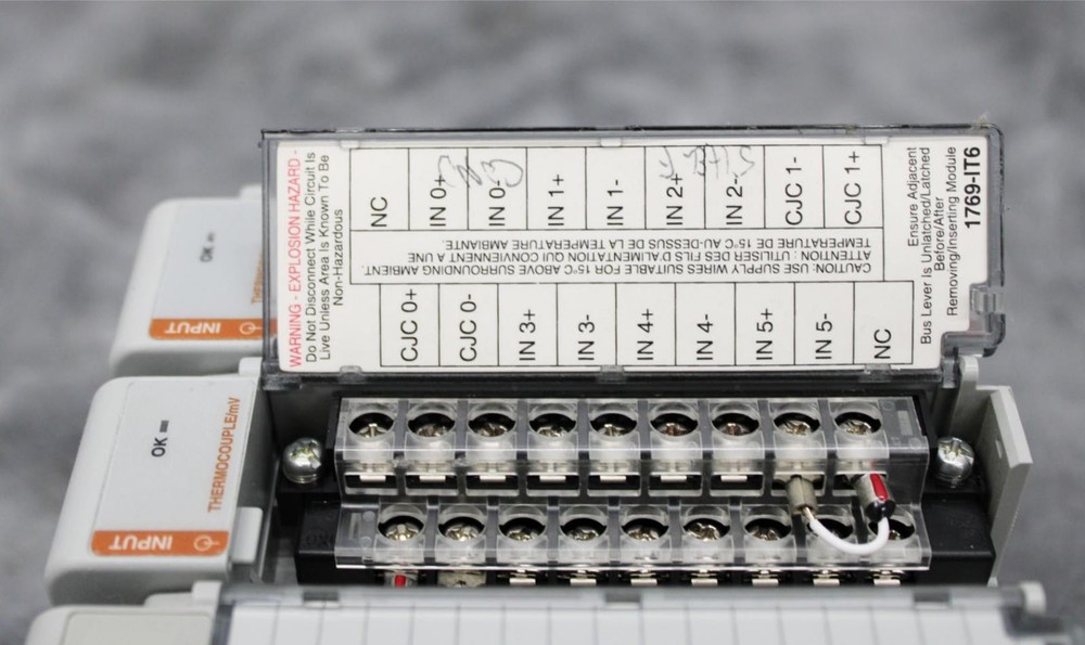 Allen-Bradley MicroLogix 1500 Programmable Controller 1764-24BWA w/ I/O Modules