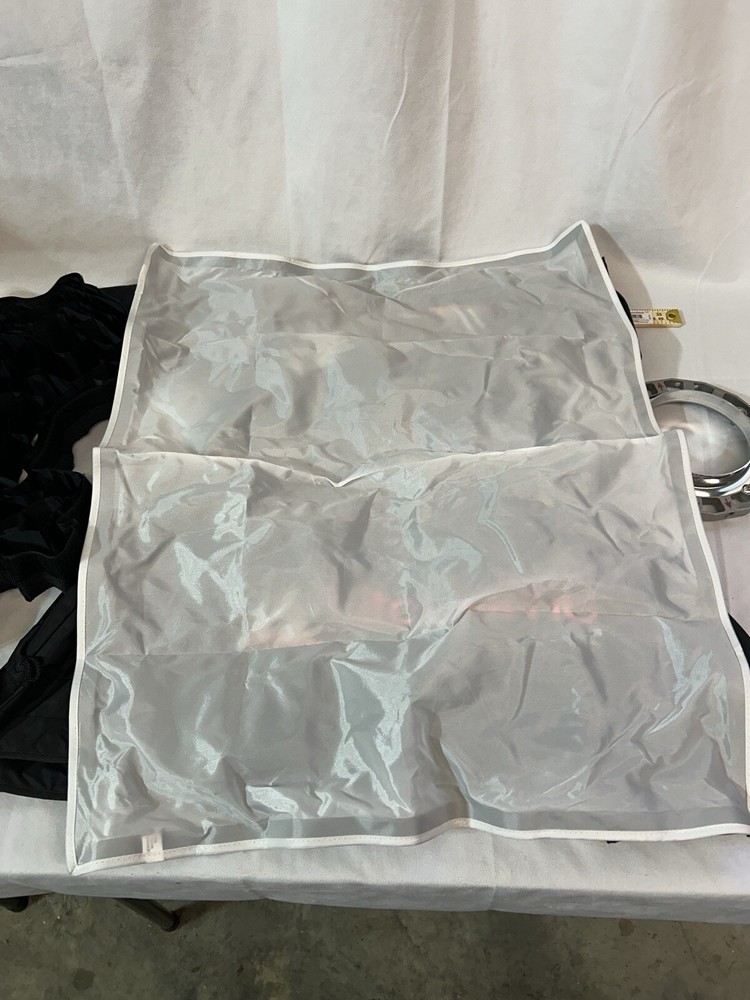 Photo Flex Lite Dome Medium 25x30 W Xtras