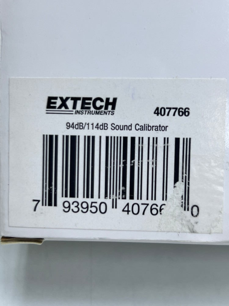 EXTECH SOUND LEVEL CALIBRATOR MODEL 407766 - 94db/114db -