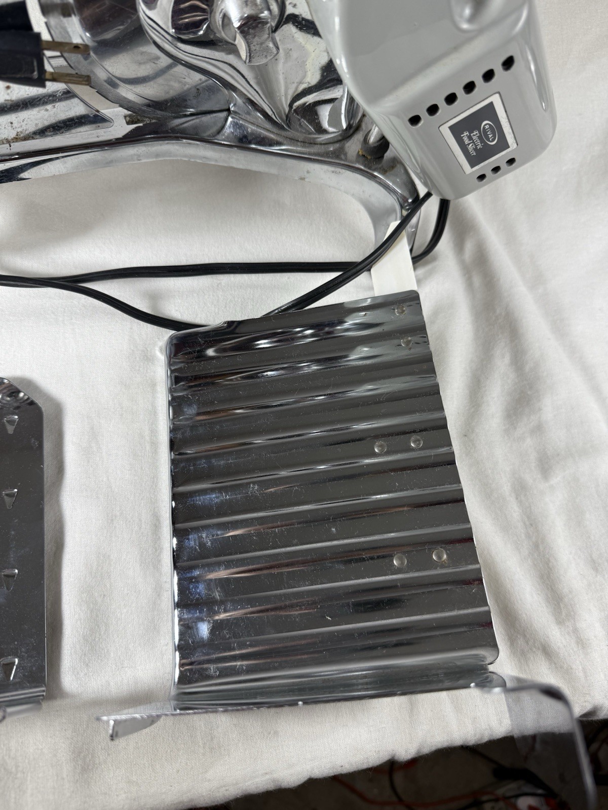 Rival Electric Chrome Food Slicer Model 65301 110IE/3 - Deli Meat Cutter Tested