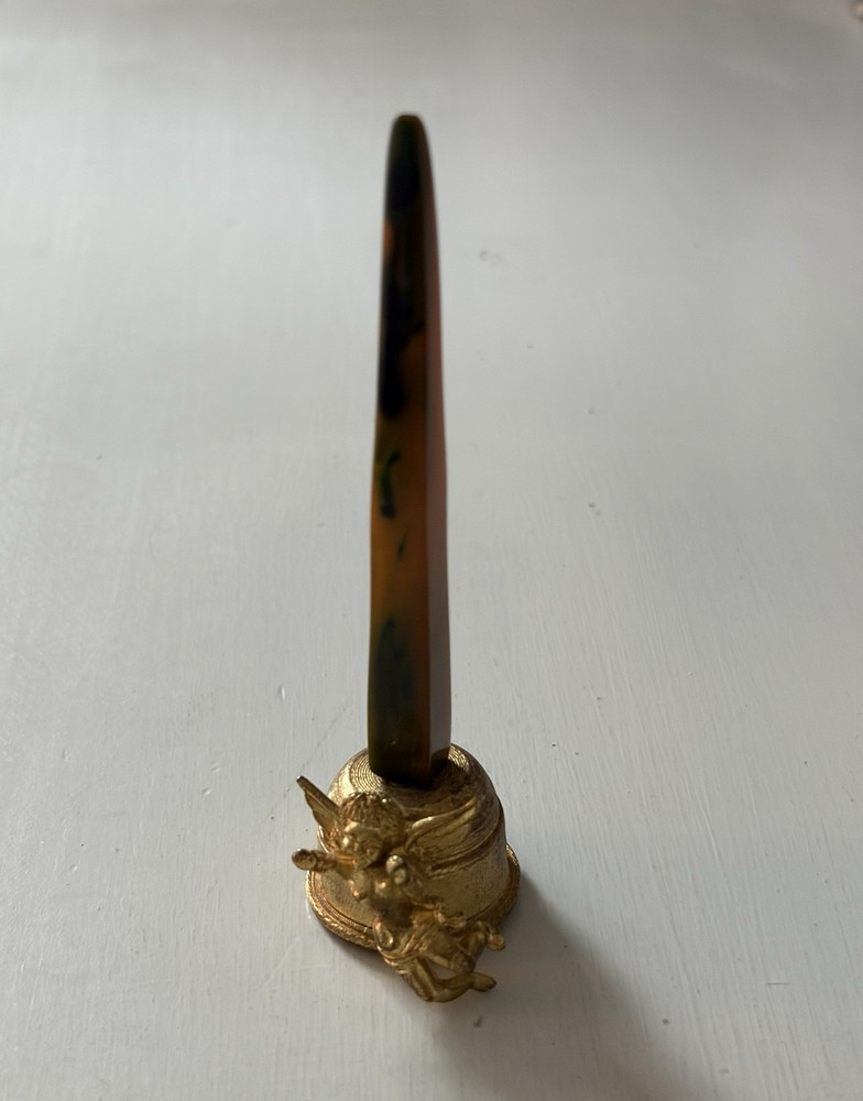Vintage Bakelite Cherub Ring Holder