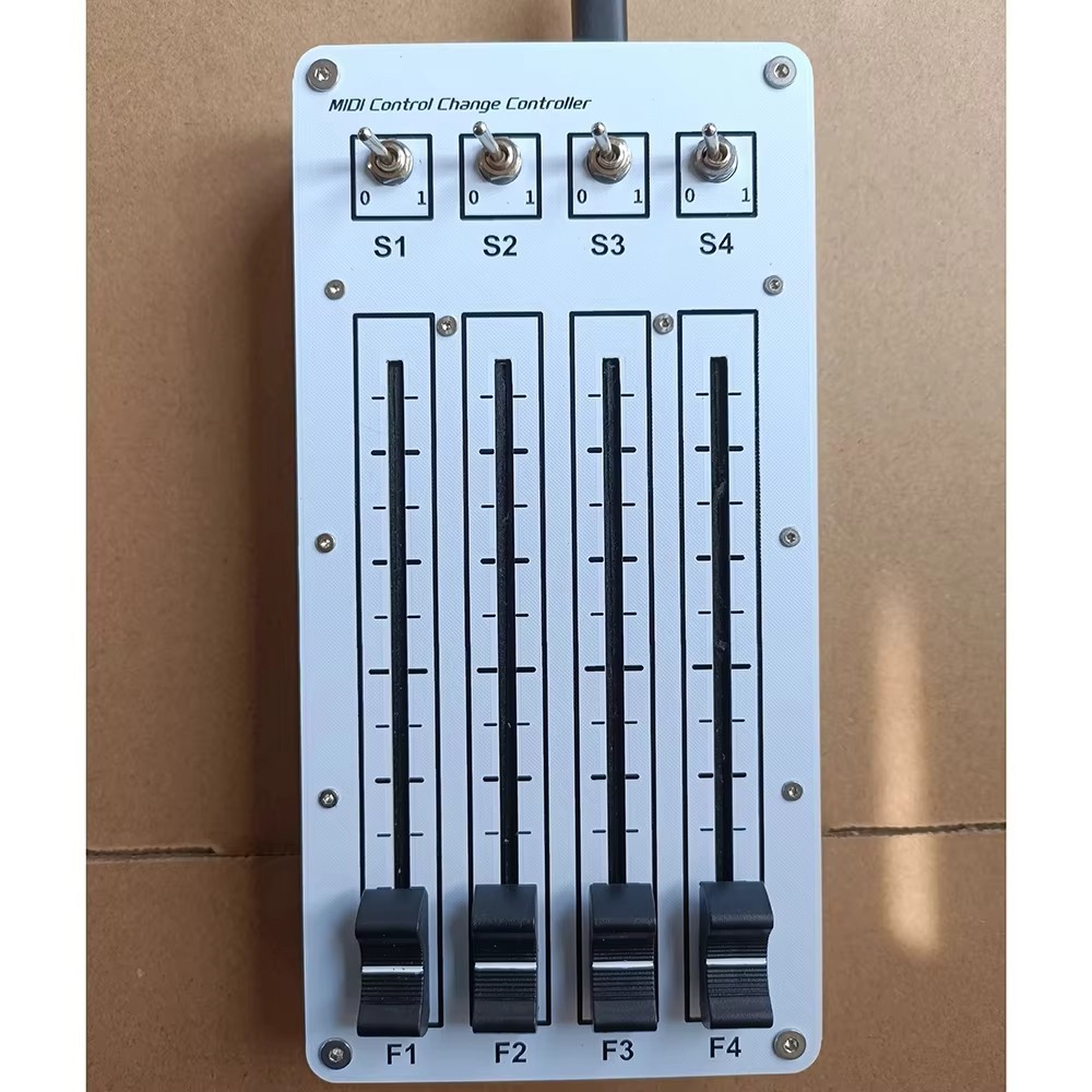 USB MIDI Controller with 4 Faders and 4 Switches