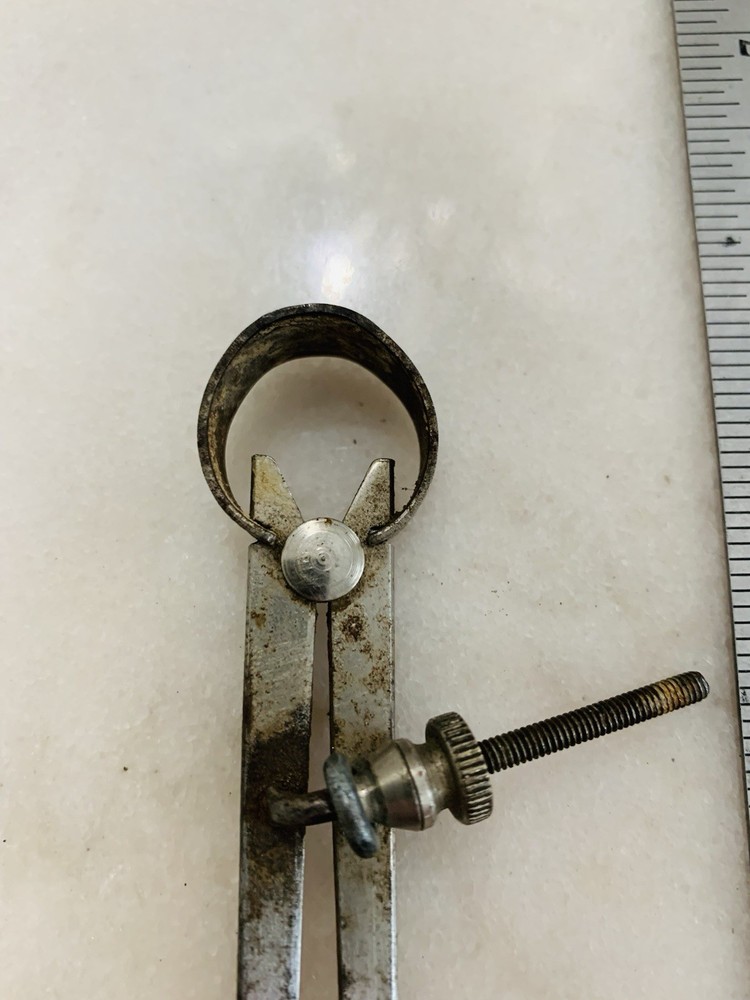 Drafting Compass And Geometry Rounder Vintage Used