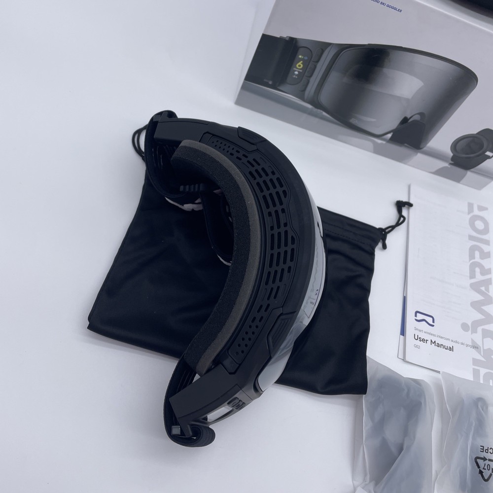 Ski Warrior Smart Wireless Intercom Audio Ski/Snowboard Goggles Black