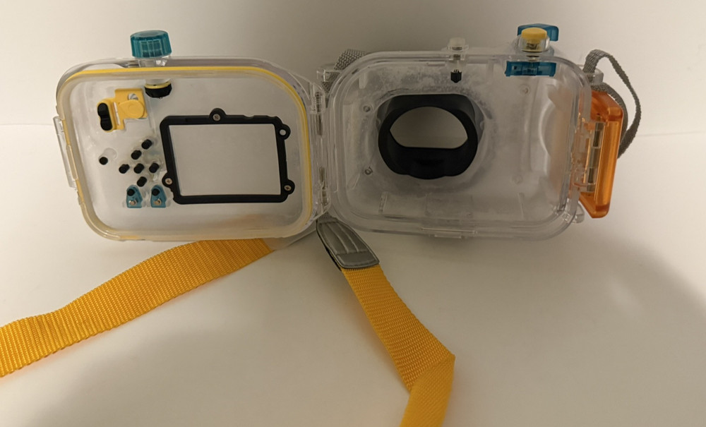 Canon WP-DC8 Waterproof Case 40M-130ft