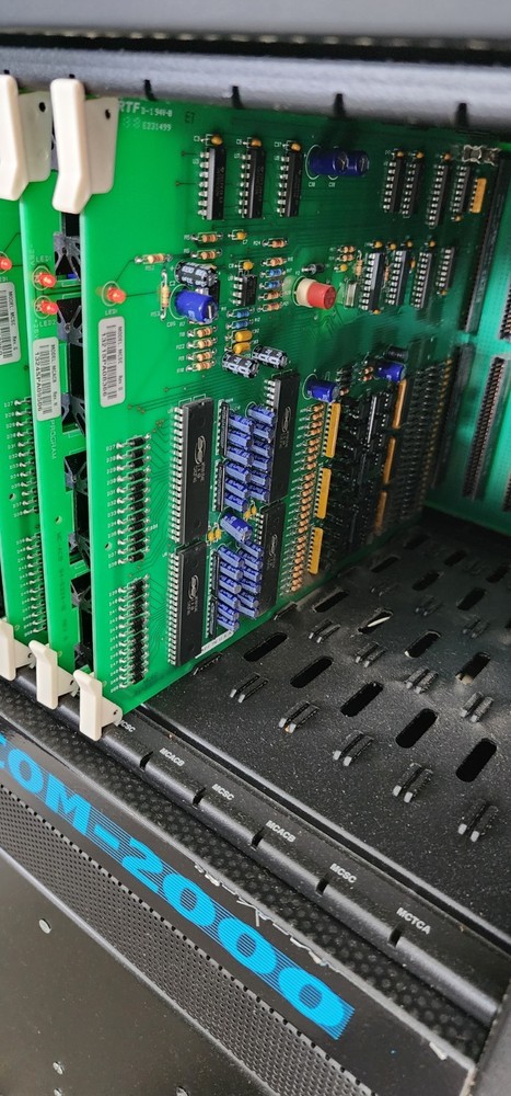 BOGEN MULTICOM-2000 CONTROLLER WITH 7 CARDS POWER SUPPLY ETC READ