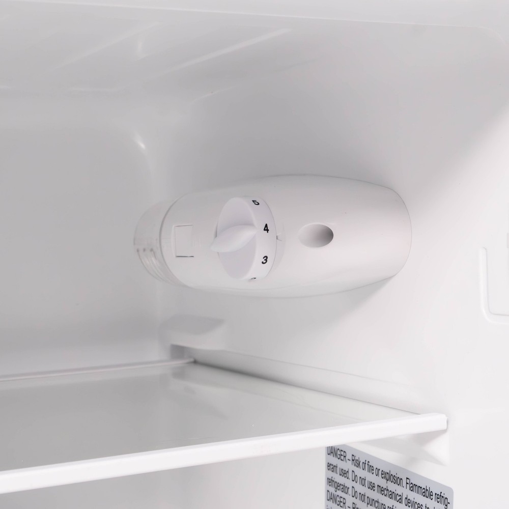 3.2 Cu Ft 2-Door Refrigerator