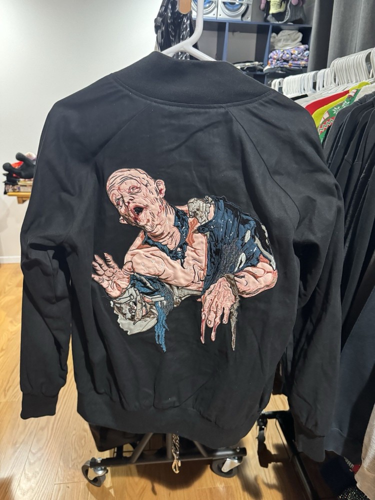 Middle Of Beyond Reversible Jacket Medium ROBOCOP ED-200