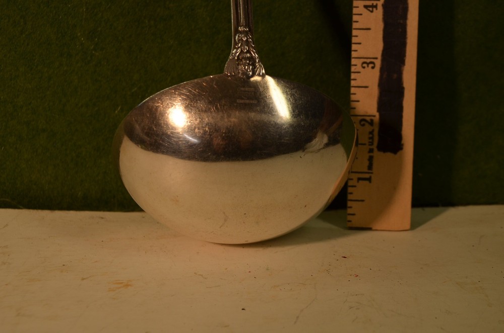 Gorham sterling ladle, 9.15 AV ozs ,1920, ", ex condition, Versailles pattern