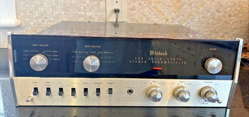 McIntosh C24 Solid State Stereo Preamplifier perfect working condition