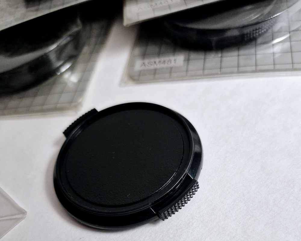 SAMIGON 49 MM SNAP-ON LENS CAP, ASM481