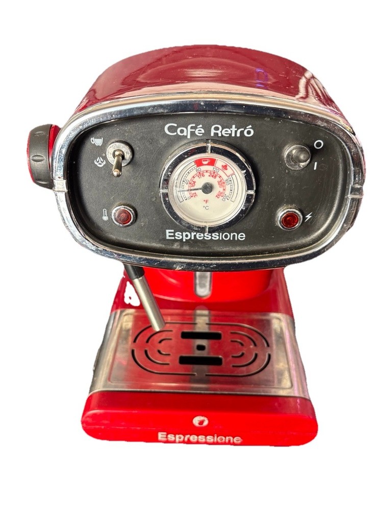 ESPRESSIONE CAFE RETRO ESPRESSO MACHINE MODEL 1388R - Working