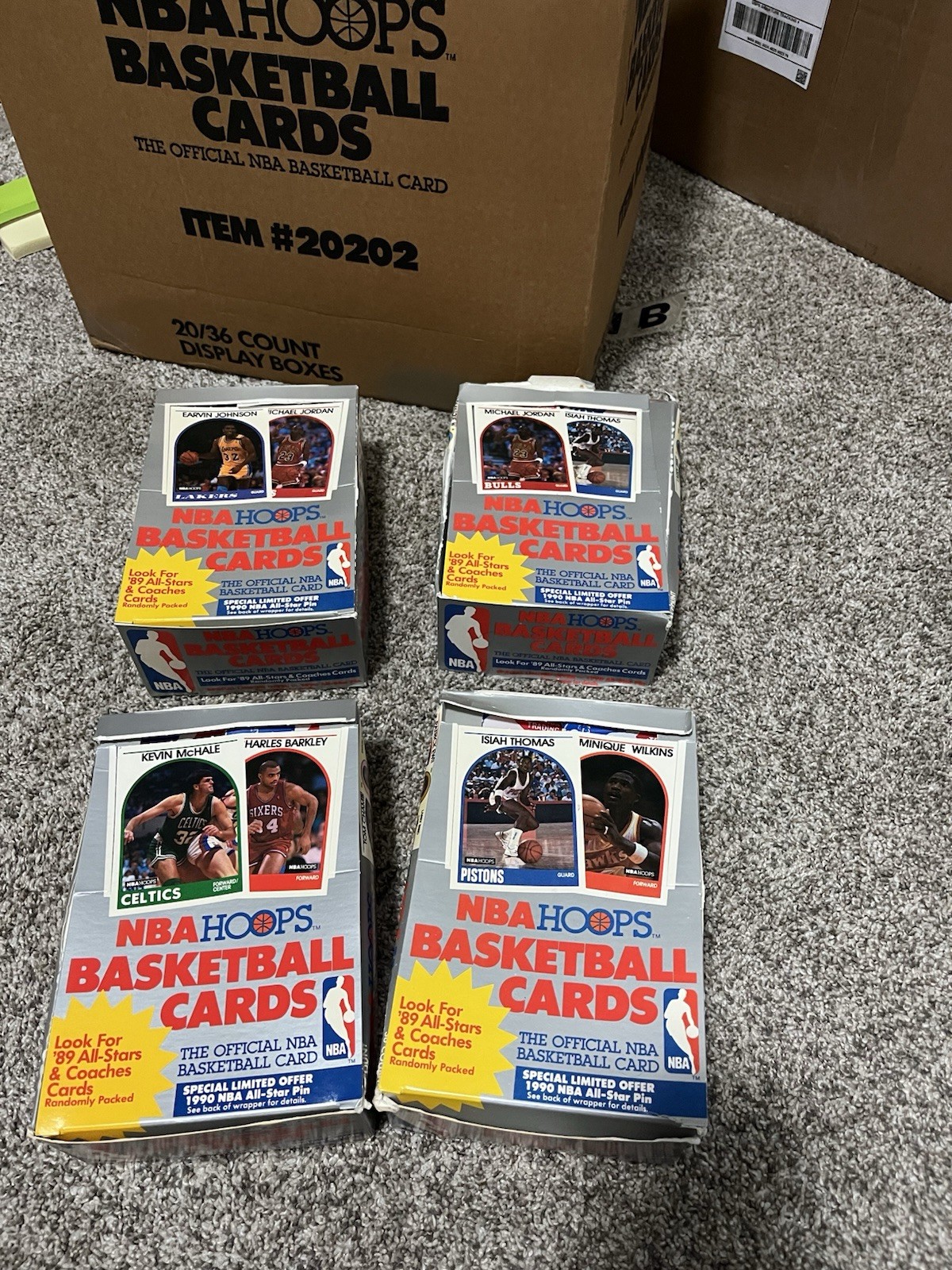 1 Box (2nd layer) FASC 1989 Series 1 NBA HOOPS 36 sealed packs (Jordan cover)