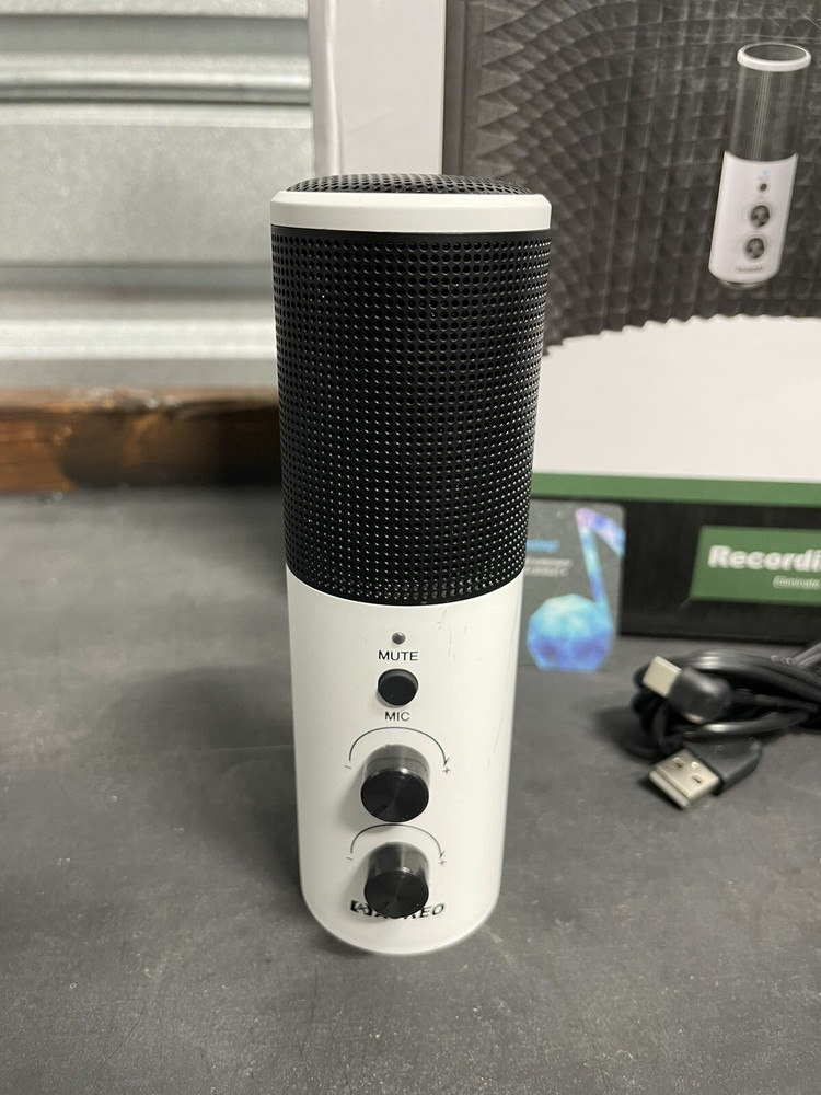 Aokeo Professional Studio Recording Microphone Isolation Shield USB