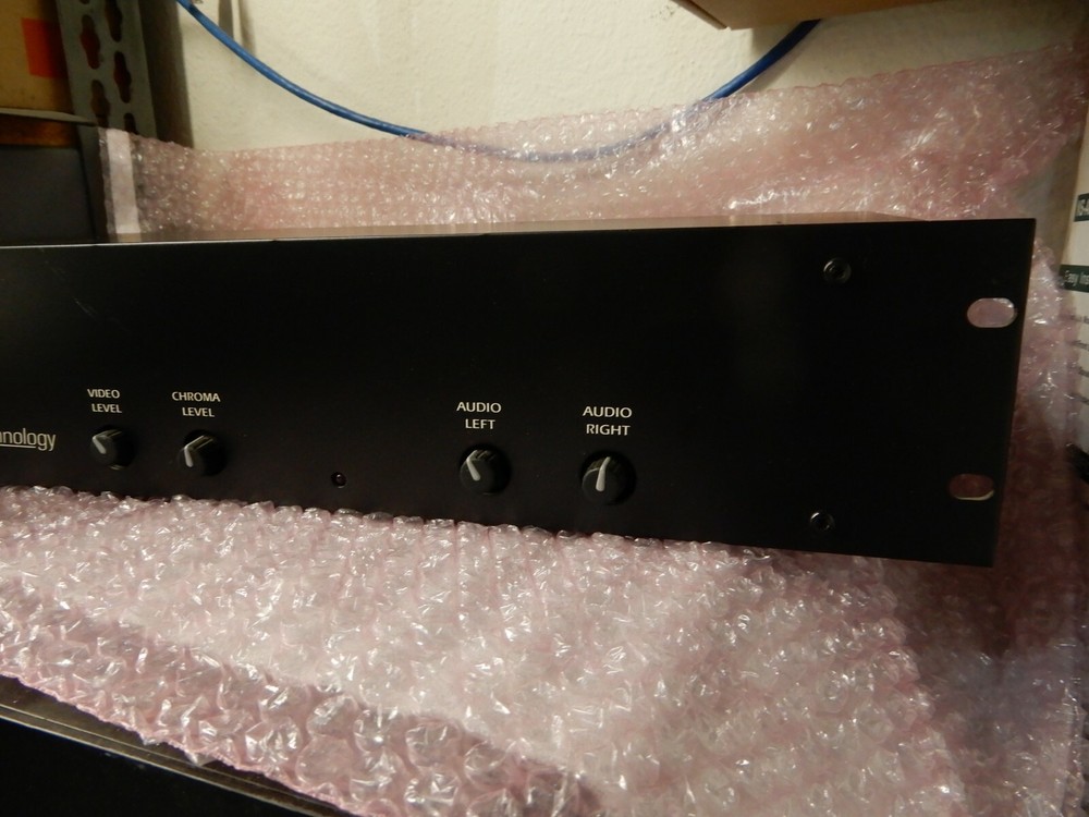 Audio Video Distribution splitter