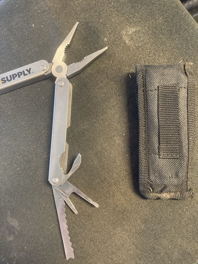 Multitool Pliers & Black Case – 9 Tools