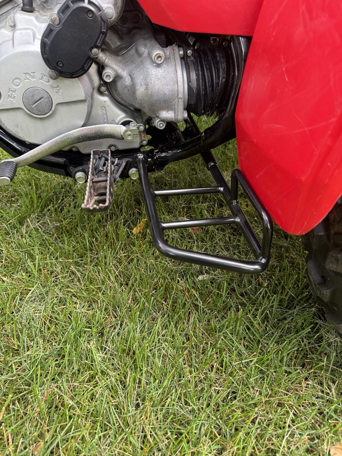 HONDA BIG RED 250 250ES HEEL GUARD FOOT REST 85-88 HONDA BIG RED