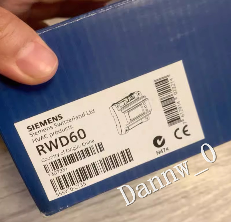 New in box Siemens RWD60 Temperature Input Unit Controller